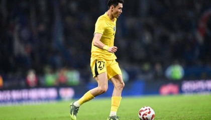 半岛体育下载-作为前锋不进球，为什么拜合拉木却能够在俱乐部和国家队踢主力？